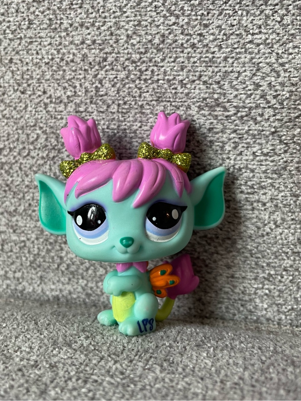 Authentic LPS Littlest Pet Shop #2610 Tulip Fairy Glistening Garden Teal Hasbro
